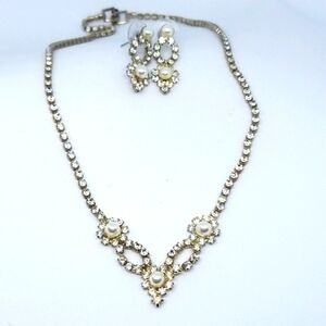 Rhinestone and Pearl set, drop earrings & necklace